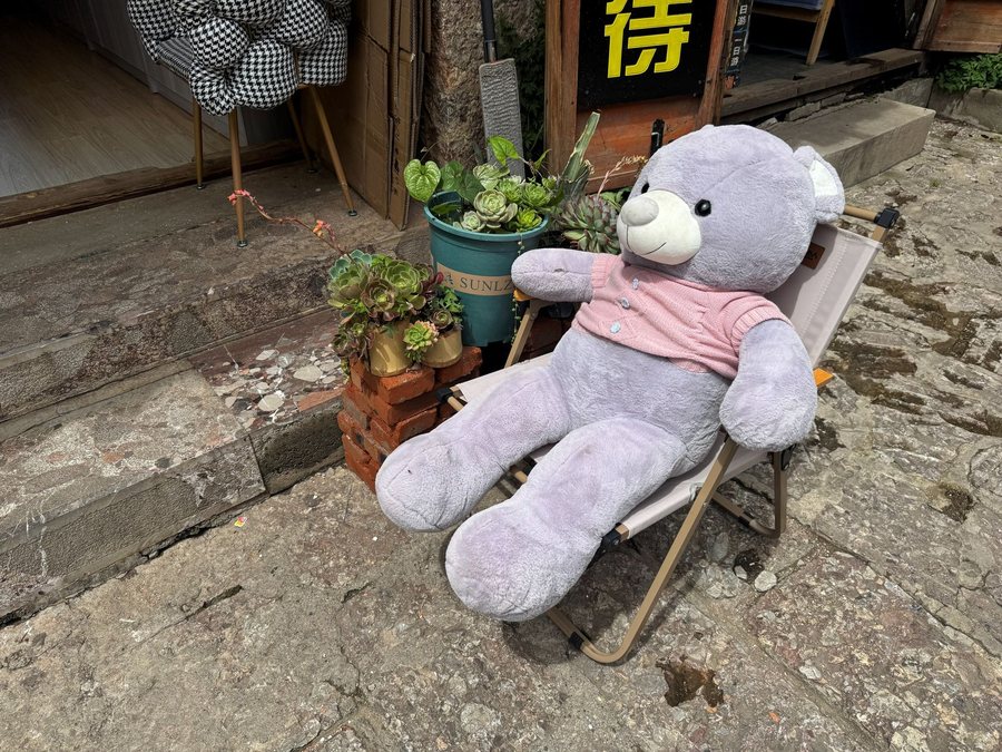 云南 · 躺椅上的小熊，云南影像